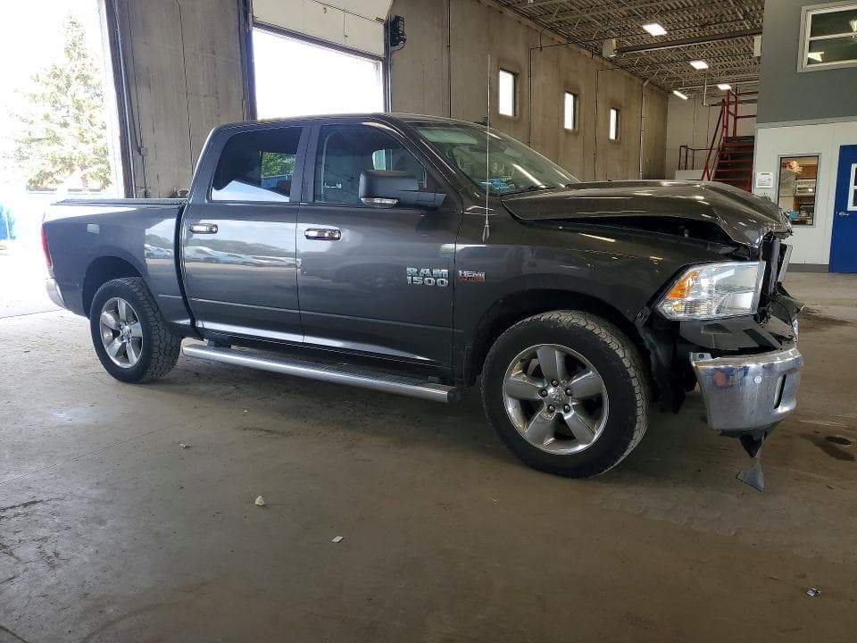 2018 RAM 1500 SLT 4