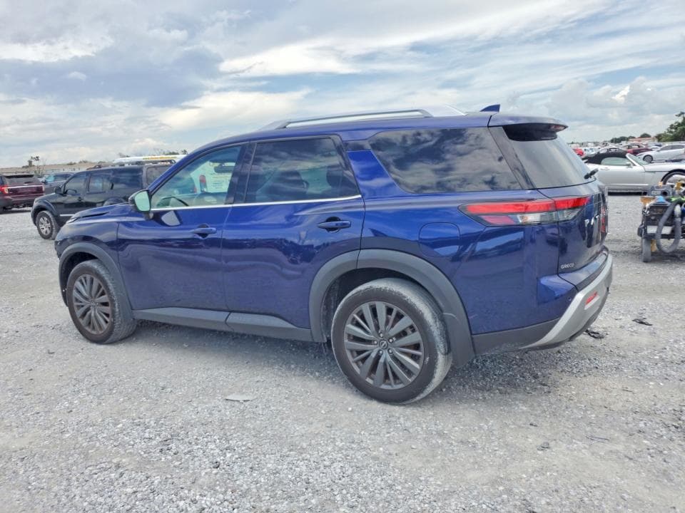 2024 NISSAN PATHFINDER SL 2