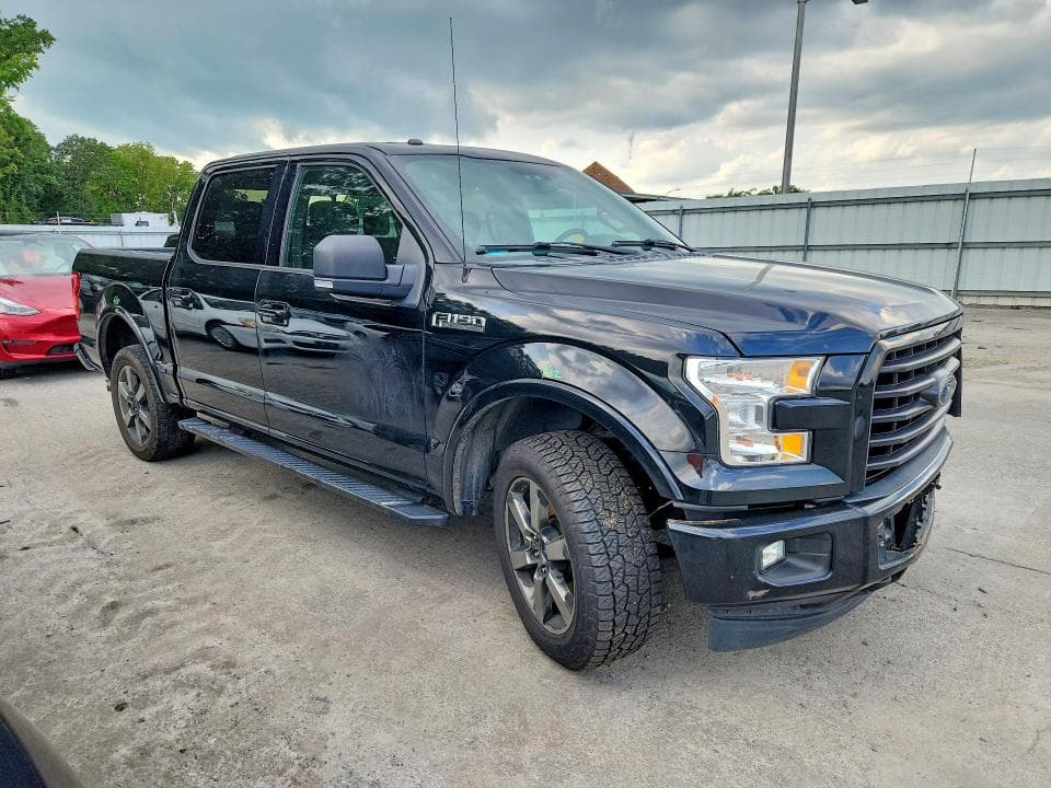 2017 FORD F150 SUPERCREW 4