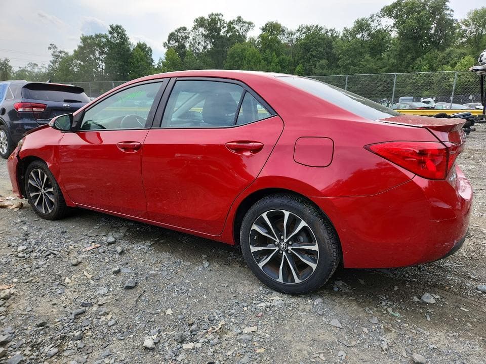 2017 TOYOTA COROLLA SE 2