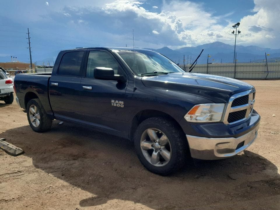 2018 RAM 1500 SLT 4