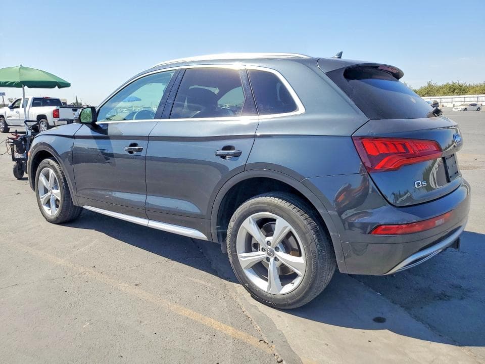 2020 AUDI Q5 PREMIUM 2