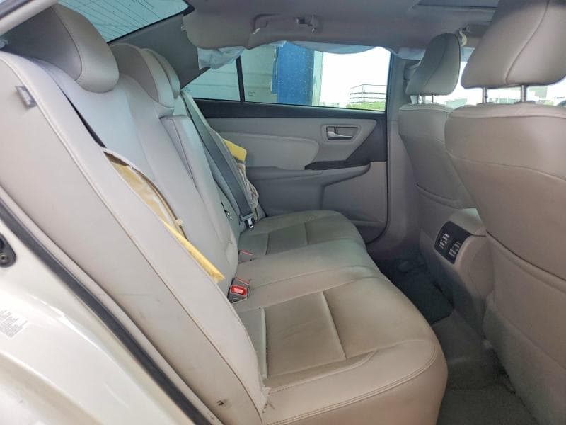 2017 TOYOTA CAMRY XLE 10