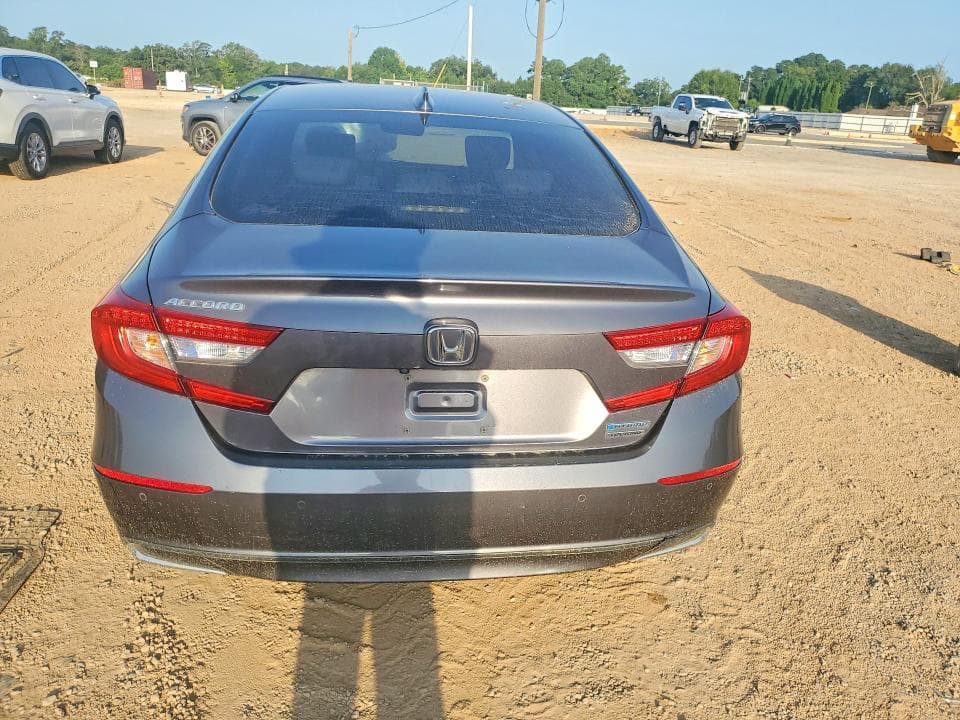 2019 HONDA ACCORD TOURING HYBRID 6