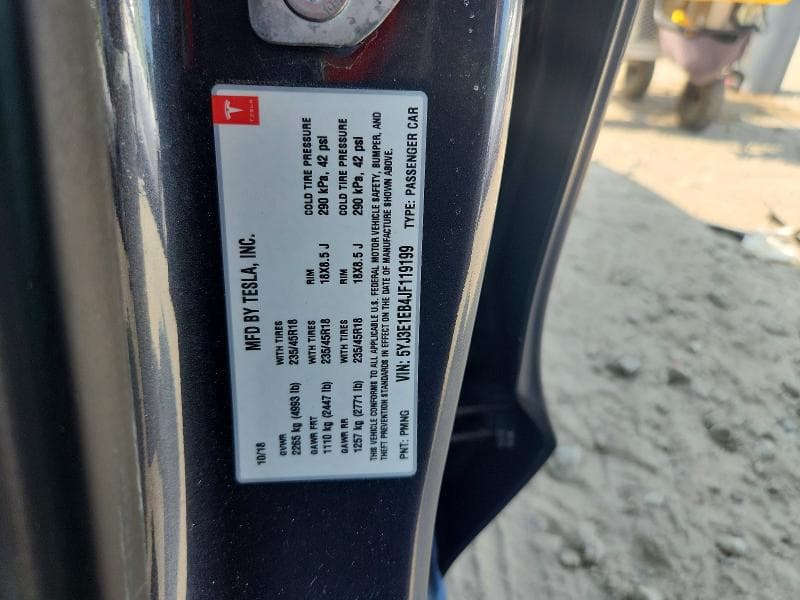 2018 TESLA MODEL 3 13