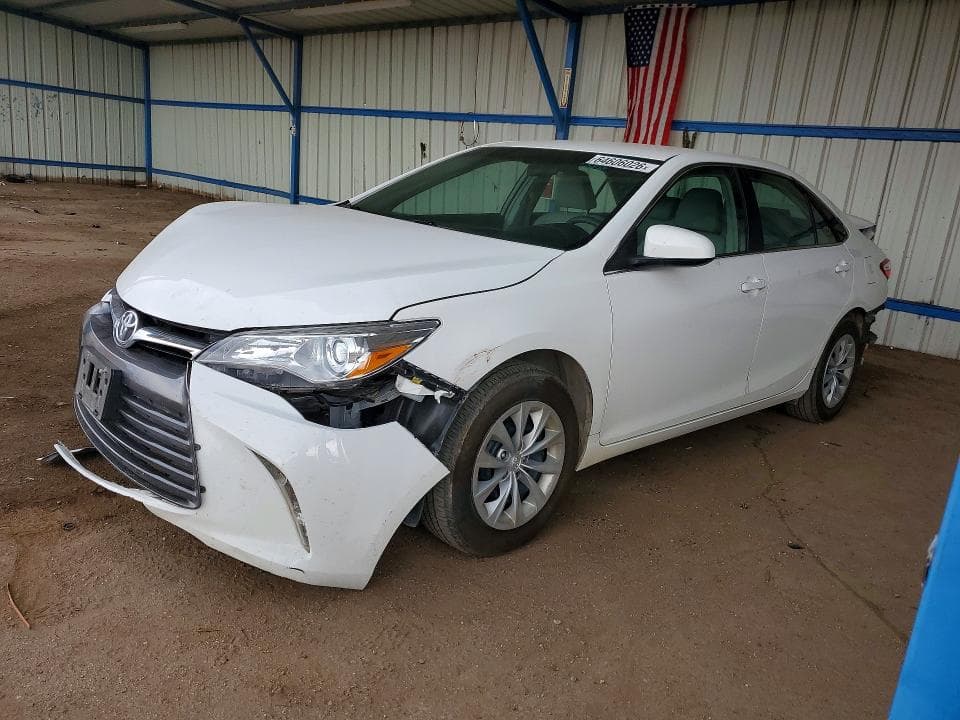 2017 TOYOTA CAMRY LE - 1