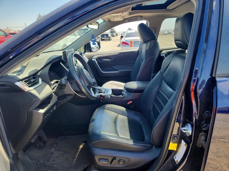 2021 TOYOTA RAV4 XLE PREMIUM 7