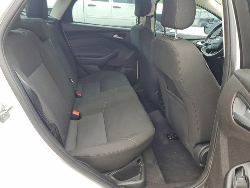 2018 FORD FOCUS SE 10