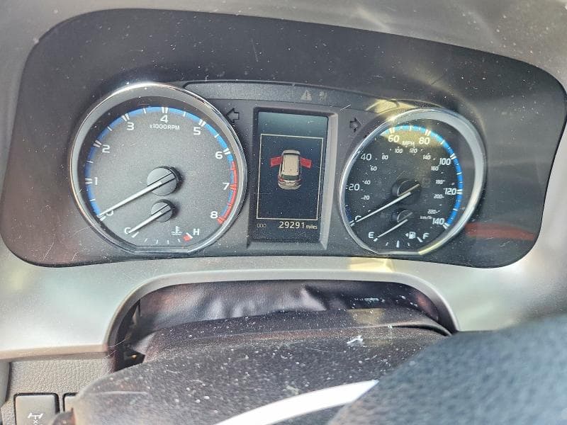 2017 TOYOTA RAV4 LIMITED 9