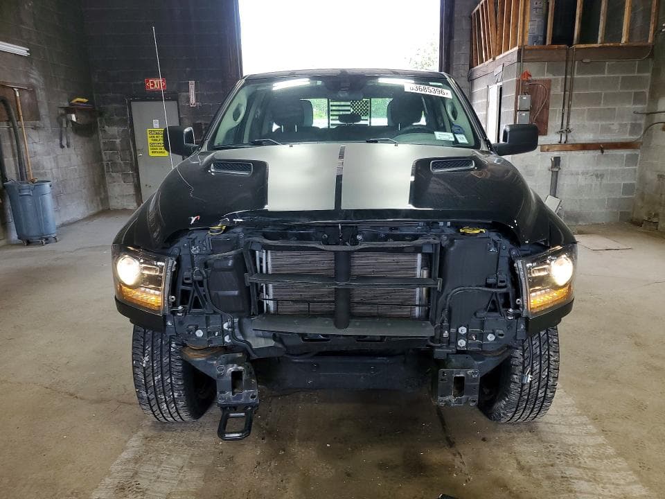 2020 RAM 1500 CLASSIC WARLOCK 5