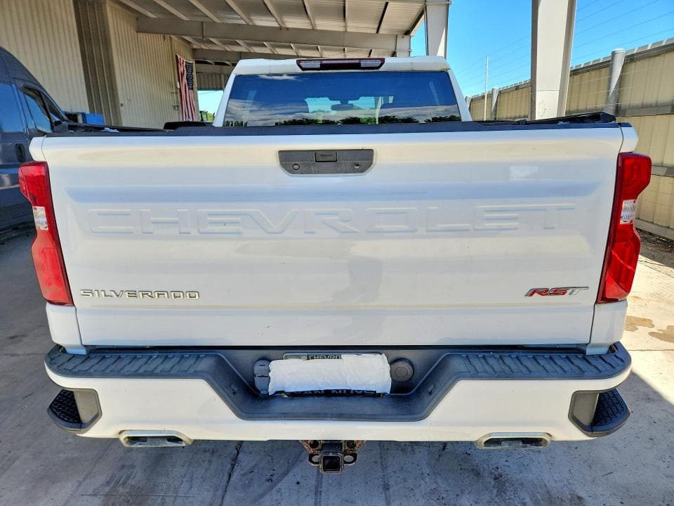 2019 CHEVROLET SILVERADO K1500 RST 6