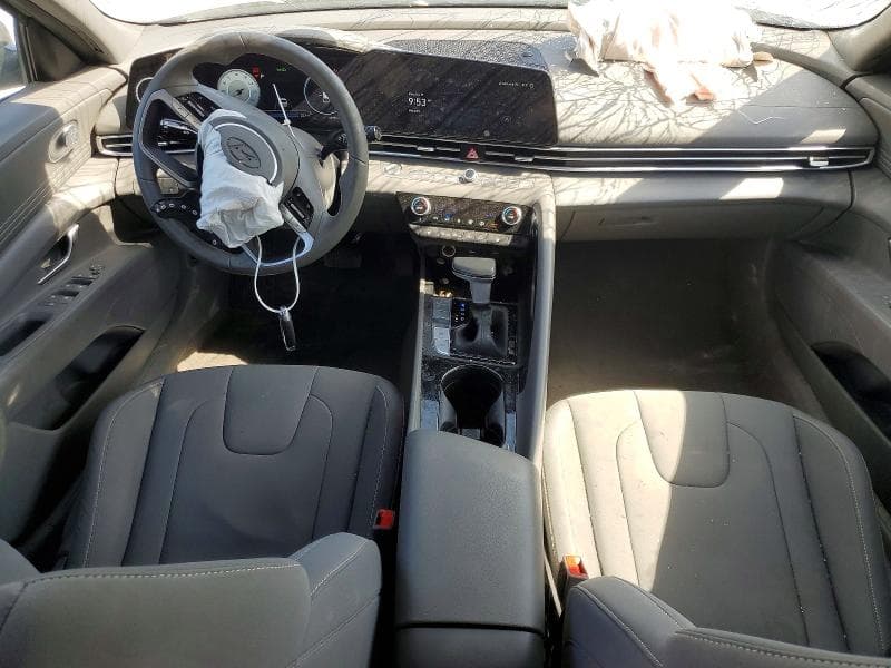 2023 HYUNDAI ELANTRA SEL 8