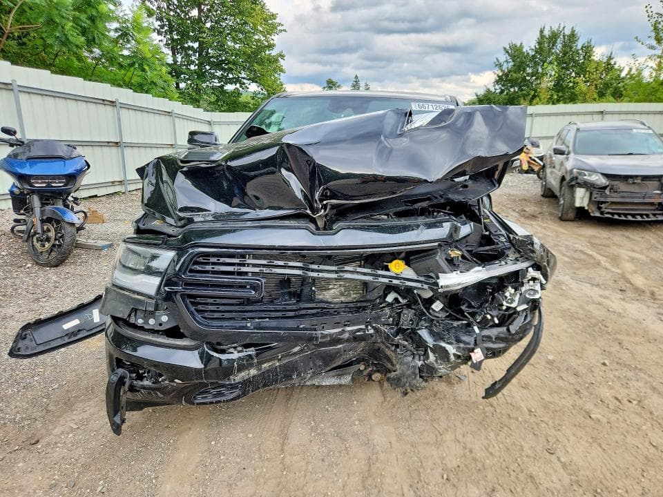 2023 RAM 1500 LARAMIE 5