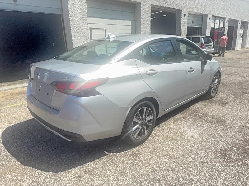 2020 NISSAN VERSA SV 4
