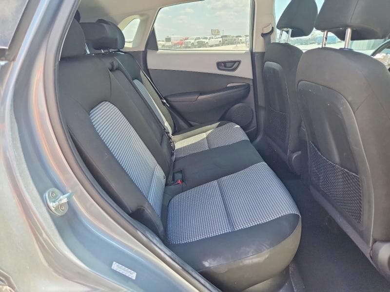 2021 HYUNDAI KONA SEL PLUS 11