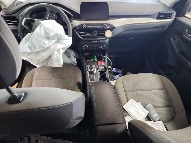 2021 FORD ESCAPE SE 8
