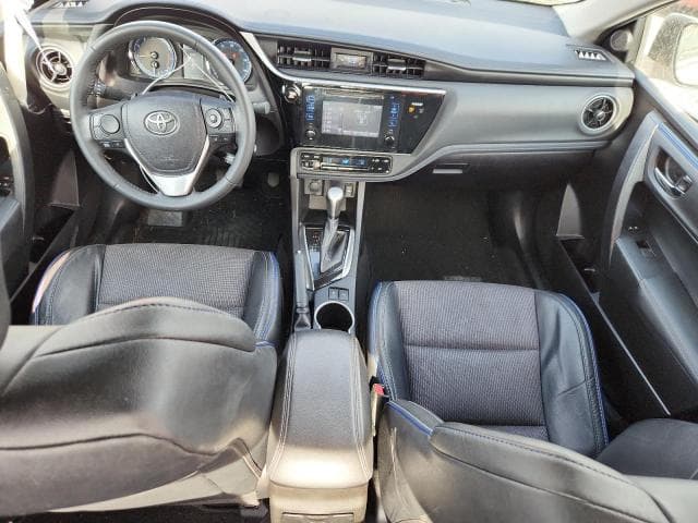2017 TOYOTA COROLLA SE 8