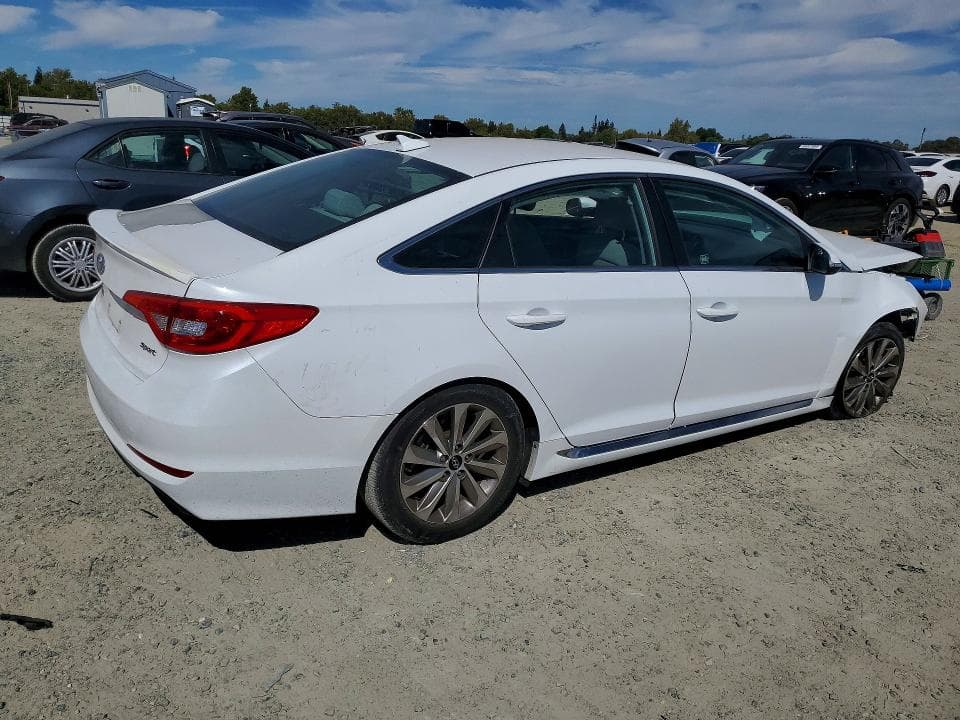 2017 HYUNDAI SONATA SPORT 3