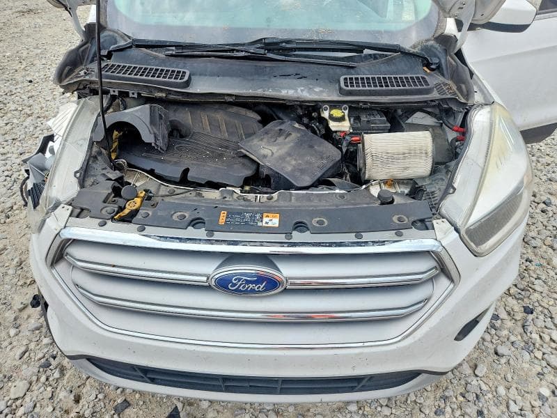 2017 FORD ESCAPE SE 12