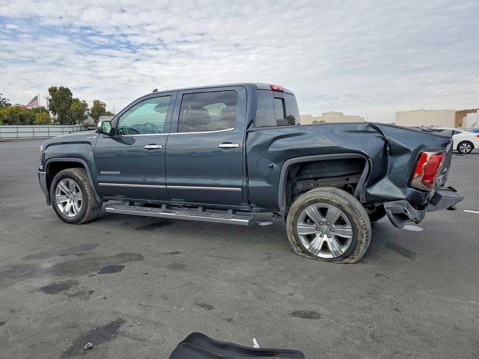 2018 GMC SIERRA K1500 SLT 2