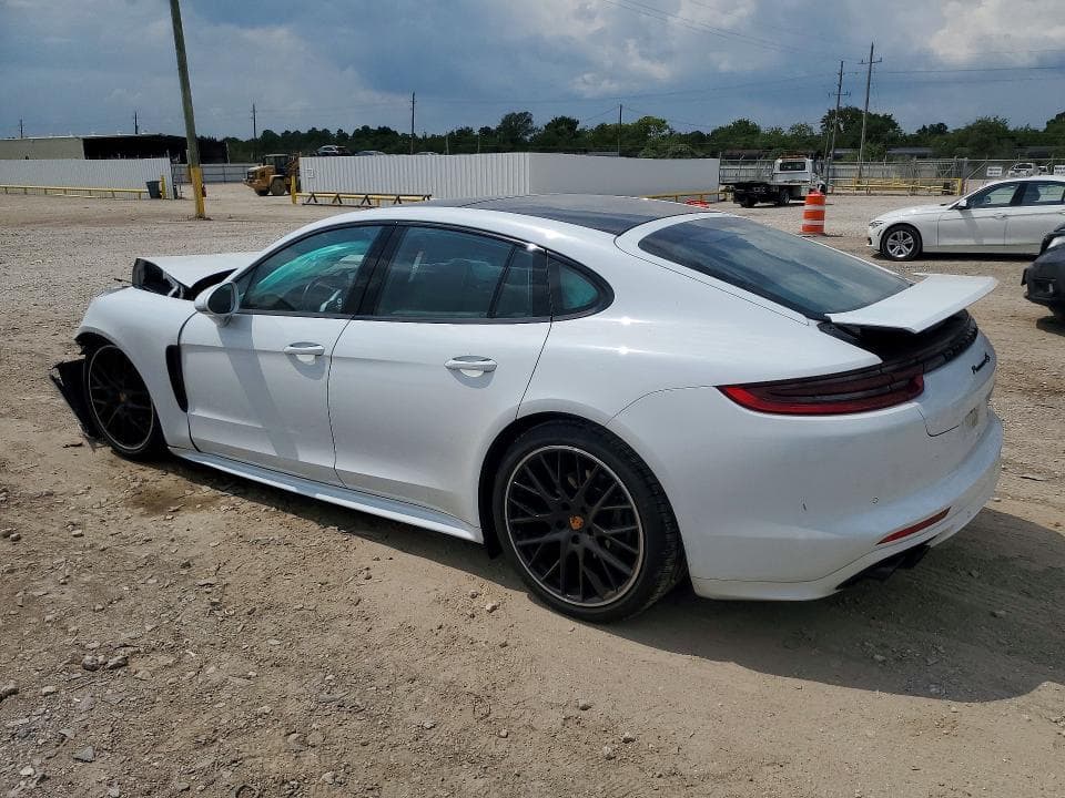 2018 PORSCHE PANAMERA 4S 2
