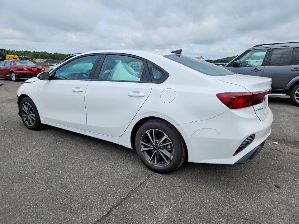 2023 KIA FORTE LXS 2