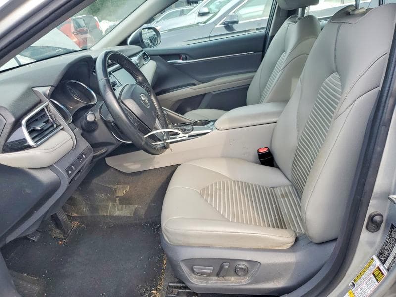 2018 TOYOTA CAMRY SE 7