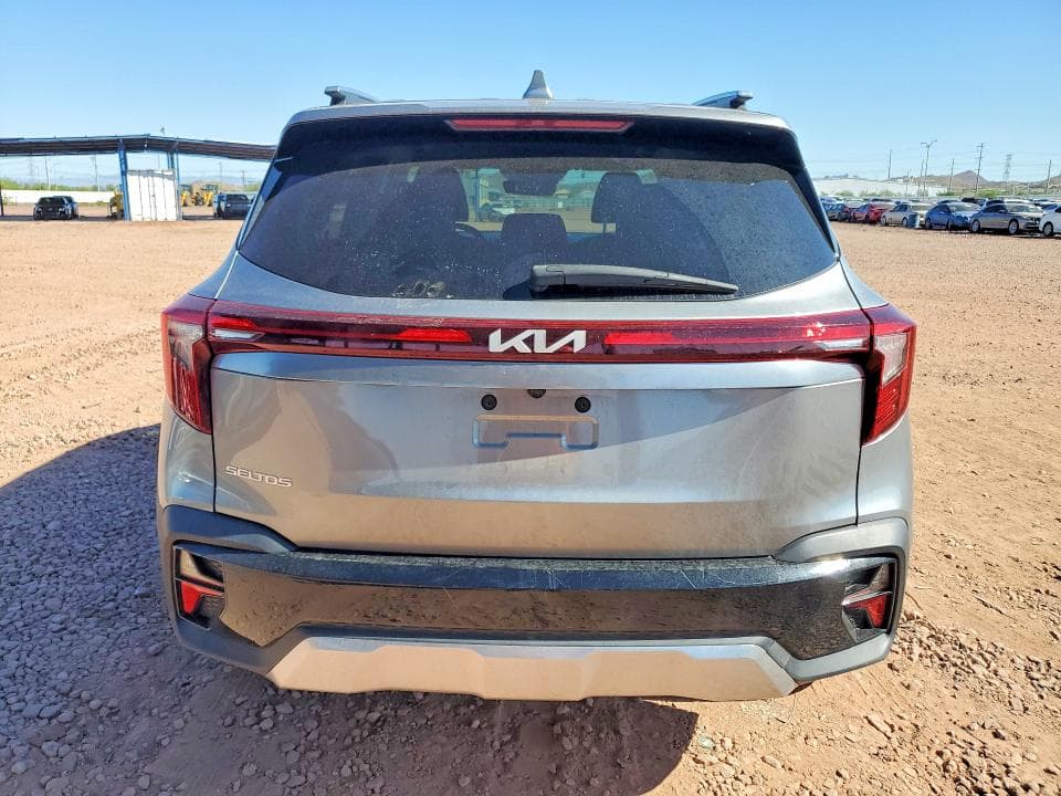 2024 KIA SELTOS EX 6