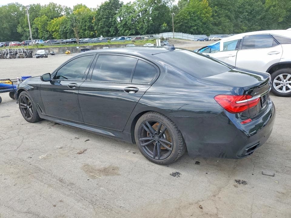 2017 BMW 750 XI 2