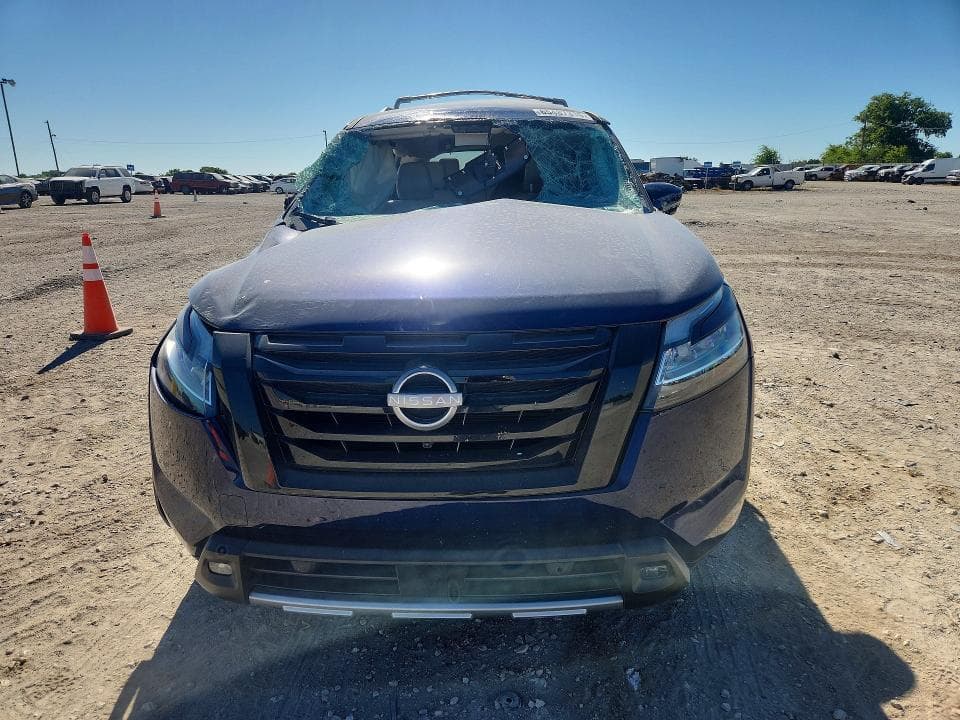2023 NISSAN PATHFINDER SL 5