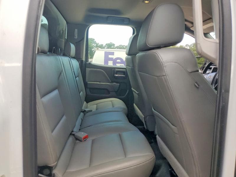 2017 CHEVROLET SILVERADO C2500 HEAVY DUTY 10