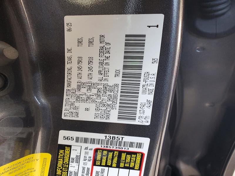 2025 TOYOTA TUNDRA SR 12