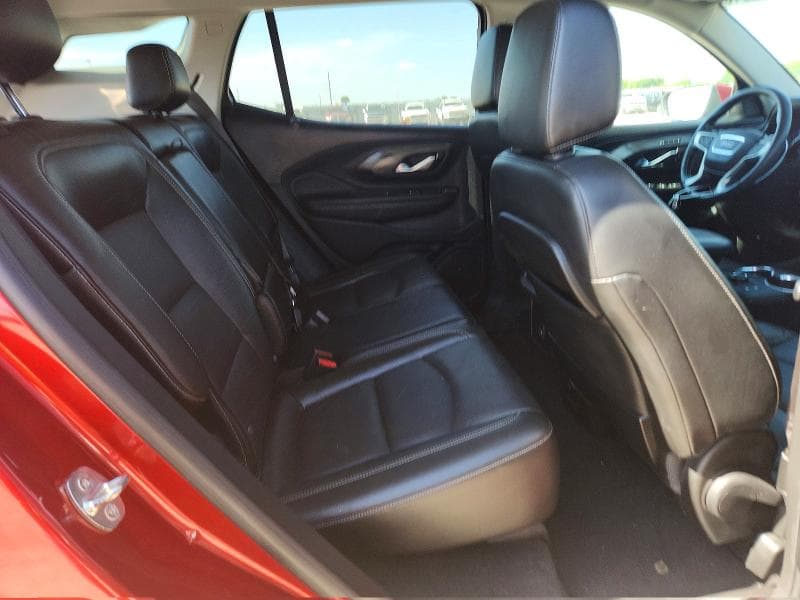 2022 GMC TERRAIN SLT 11