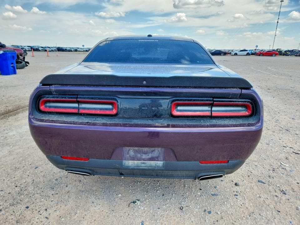 2021 DODGE CHALLENGER SXT 6