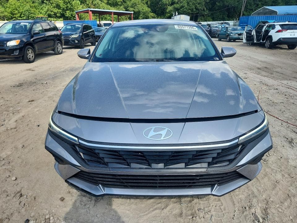2026 HYUNDAI ELANTRA HYBRID BLUE 5