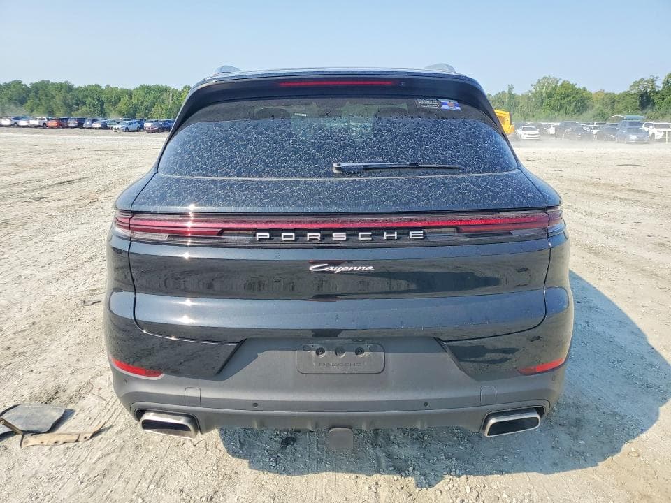 2025 PORSCHE CAYENNE BASE 6