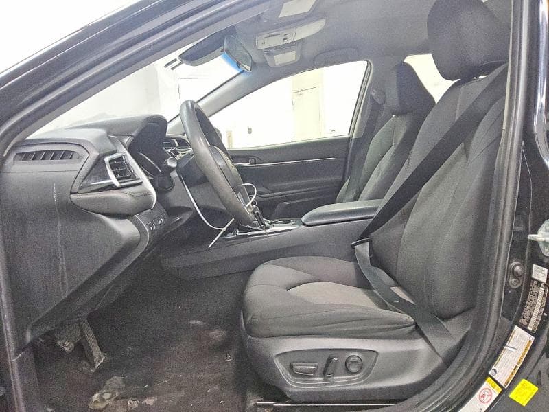 2018 TOYOTA CAMRY LE 7