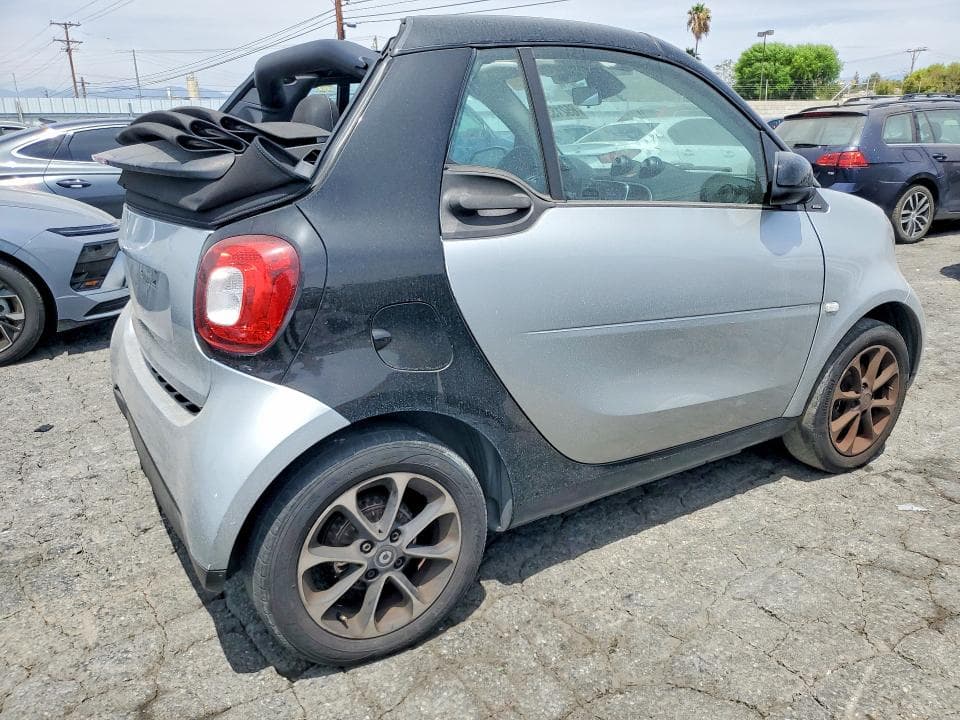 2017 SMART FORTWO 3