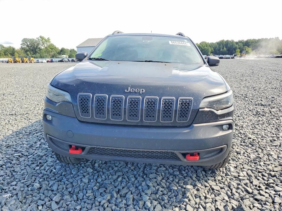 2019 JEEP CHEROKEE TRAILHAWK 5