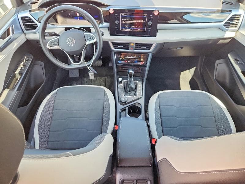 2026 VOLKSWAGEN TAOS SE 8