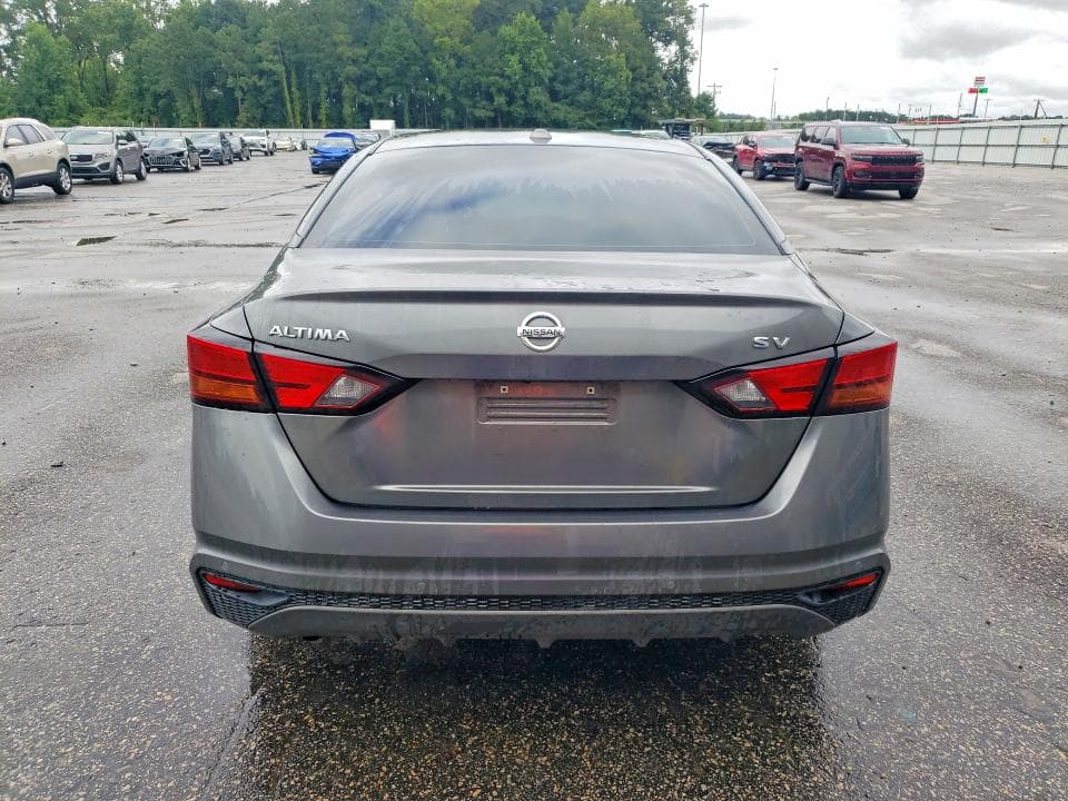2021 NISSAN ALTIMA SV 6