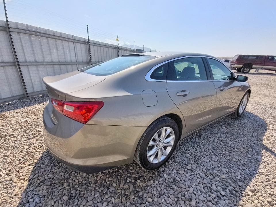 2023 CHEVROLET MALIBU LT 3