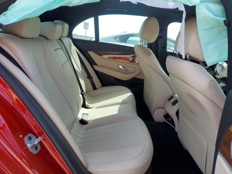 2018 MERCEDES-BENZ E 300 10