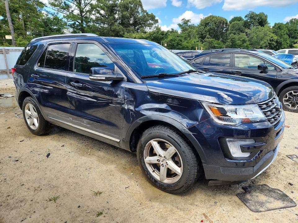 2017 FORD EXPLORER XLT 4