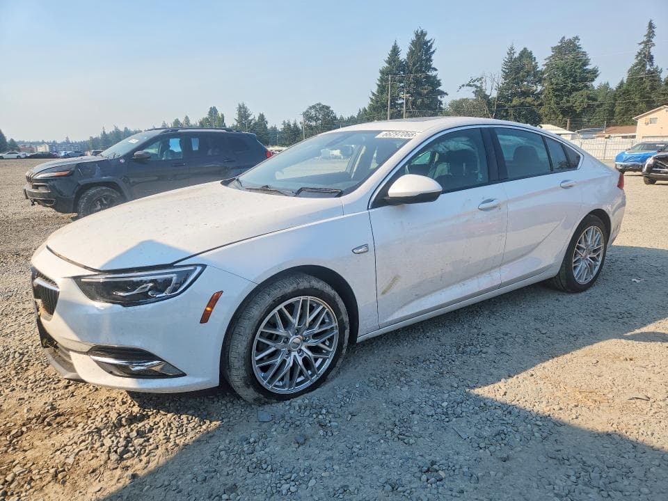 2018 BUICK REGAL ESSENCE - 1