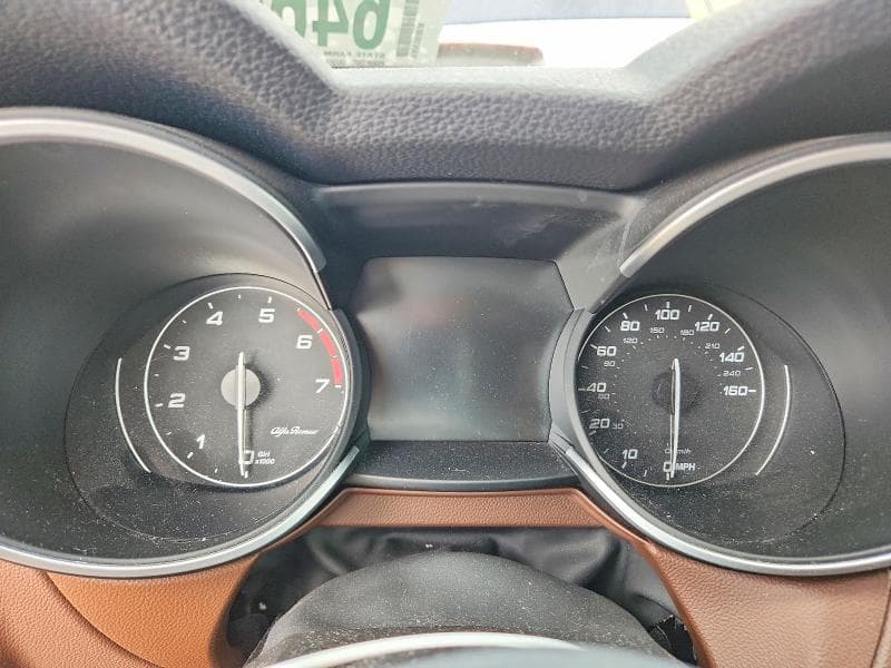 2018 ALFA ROMEO STELVIO 9
