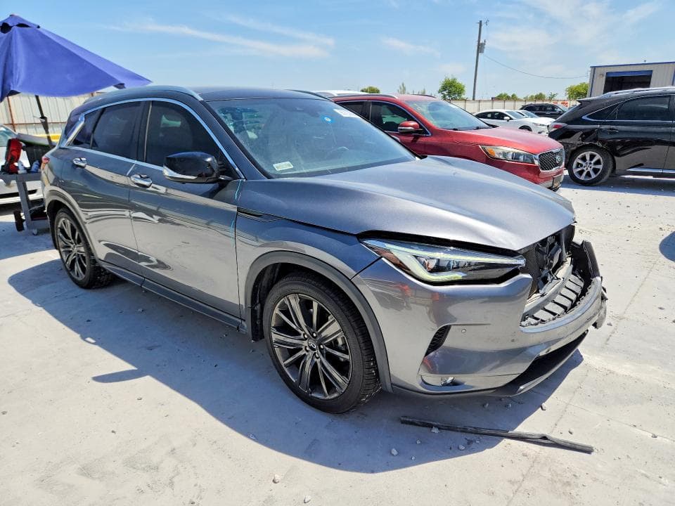 2020 INFINITI QX50 ESSENTIAL 4