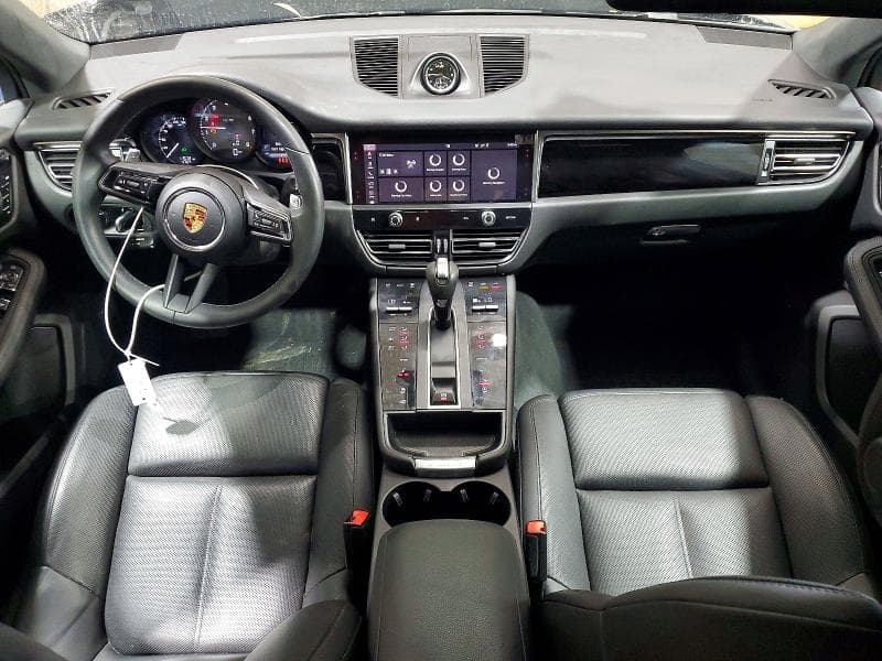 2022 PORSCHE MACAN S 8