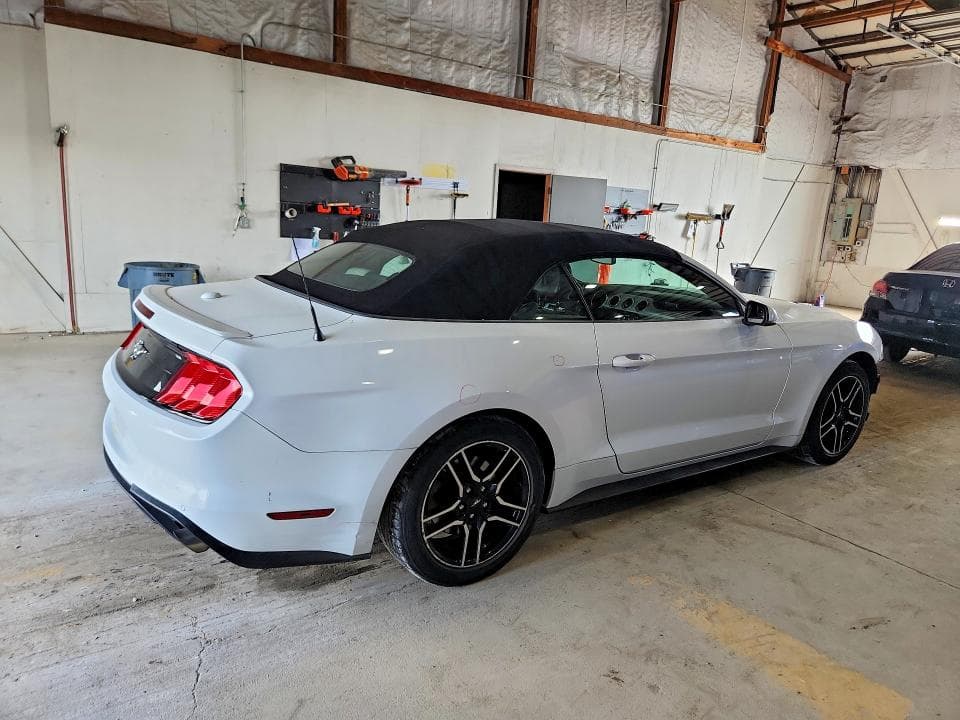 2019 FORD MUSTANG 3