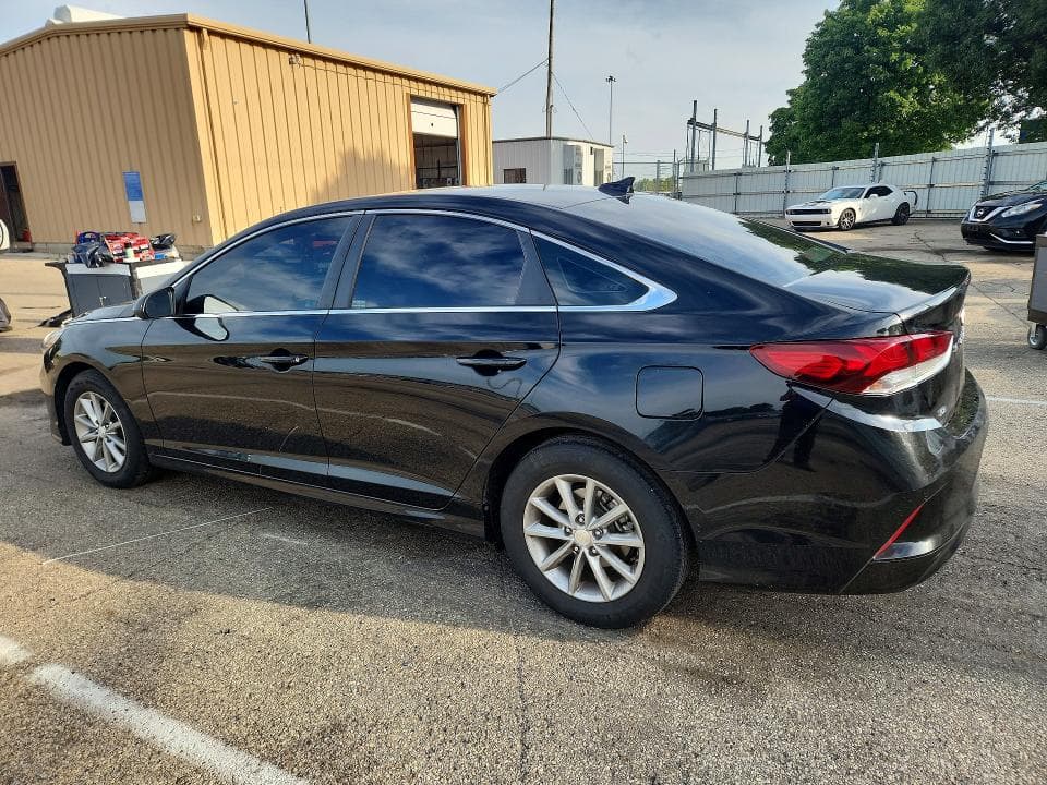 2018 HYUNDAI SONATA SE 2